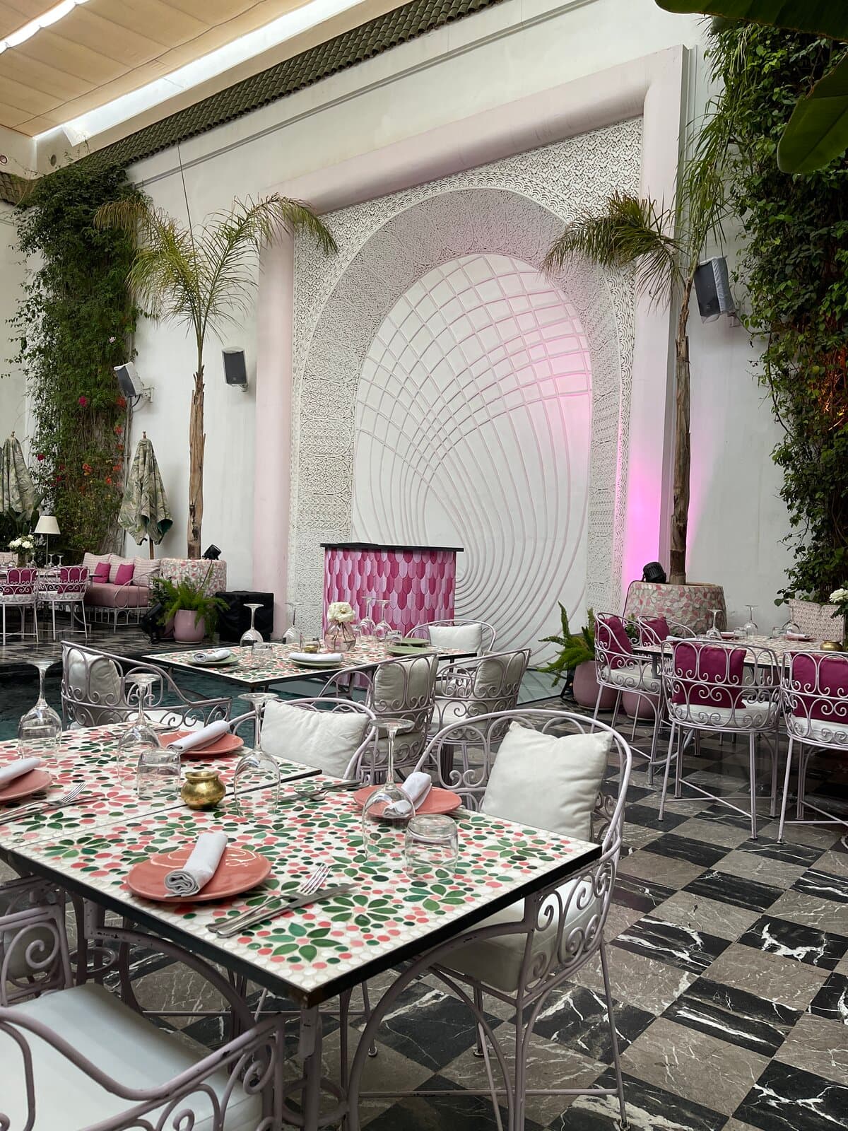 Courtyard table setting